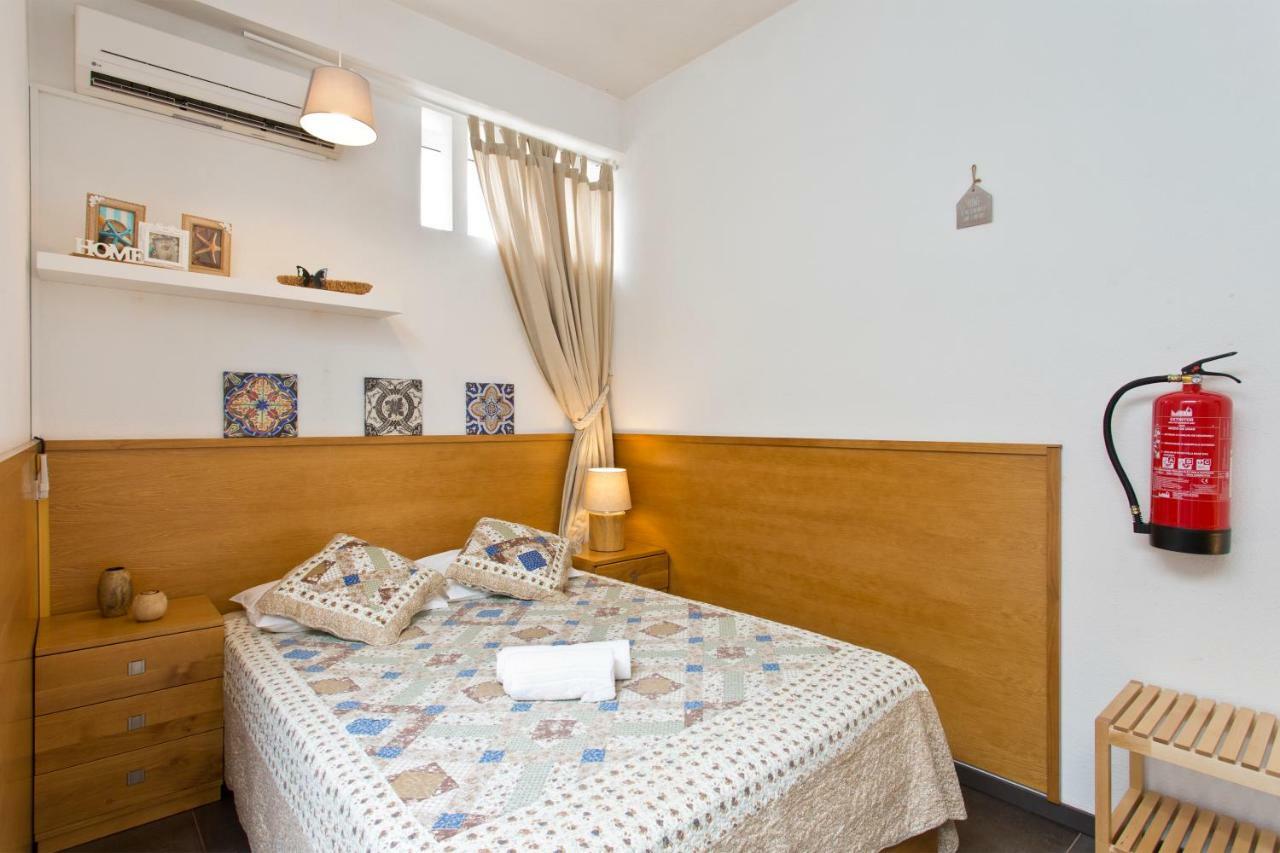 Host Wise - Cozy Quiet Flat - Trindade Station Lejlighed Porto Eksteriør billede
